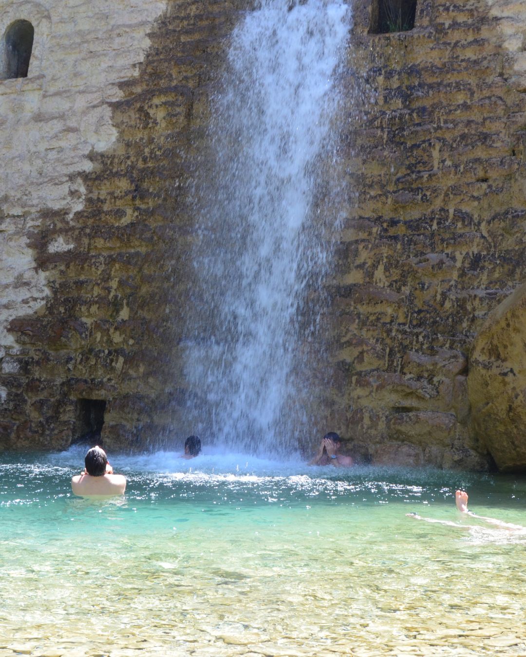 BAÑOS FRIOS PIRINEOS